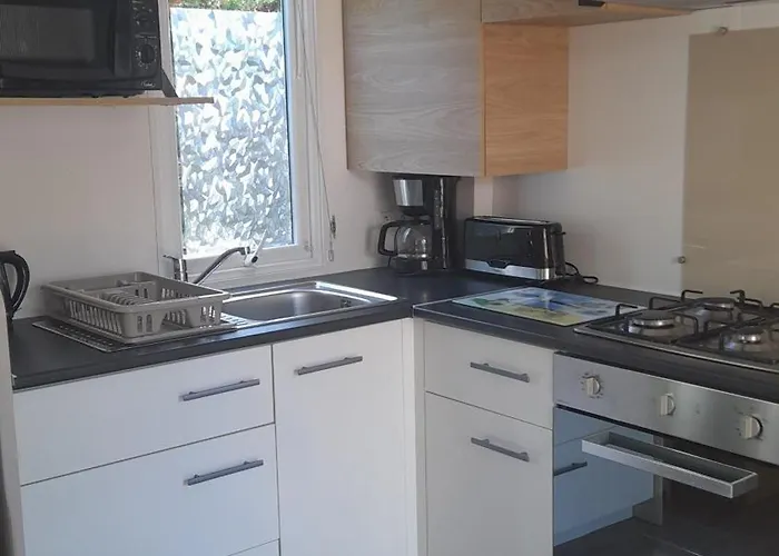 Le Bois Dormant Camping *